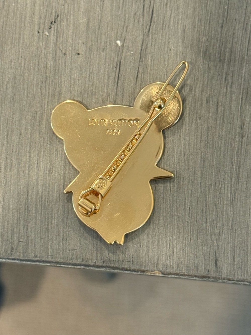 Louis Vuitton Vintage Murakami SuperFlat Hairclips - Picture 3 of 5